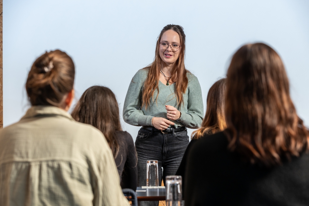 Seminare Events Müli Saal Seminar Burgrain